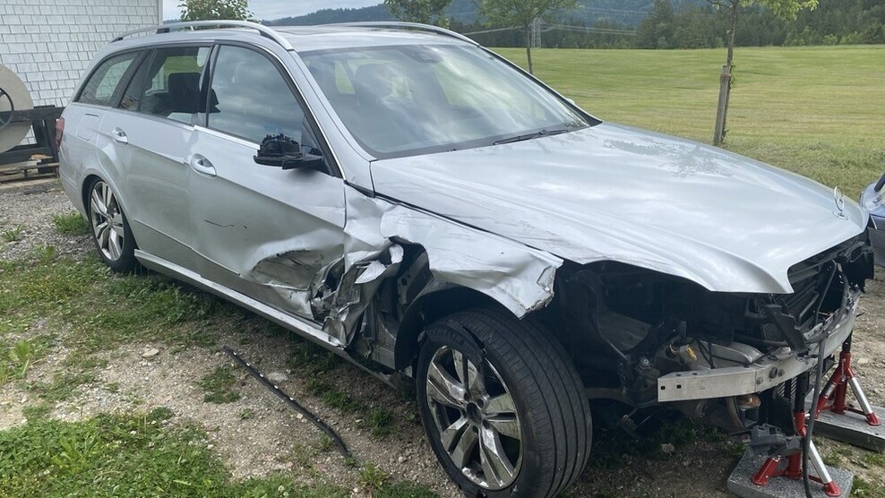 E 250