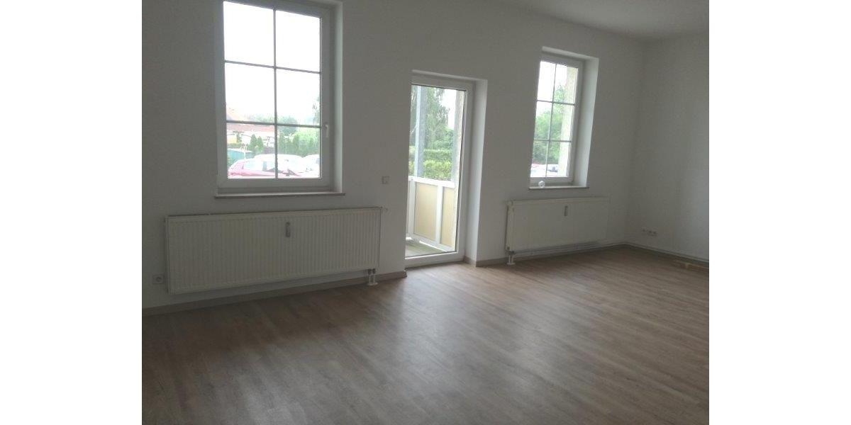 Etagenwohnung Tangerhütte - 3 Zimmer, 90 m&sup2;, 730&euro; | Angebot:26299823