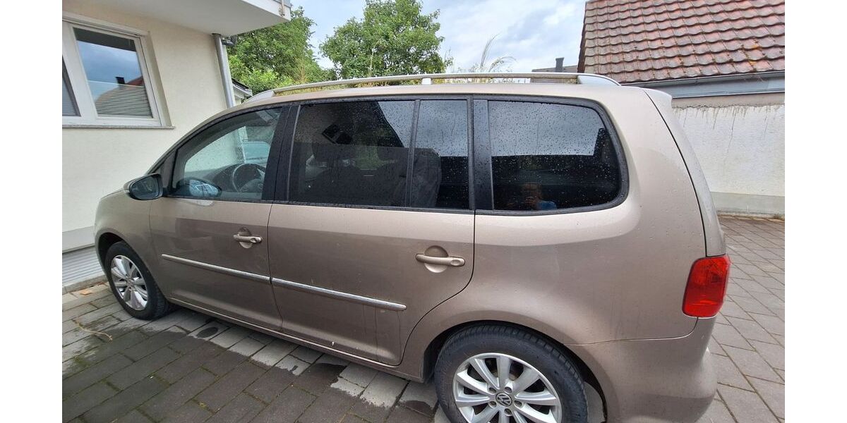 VW Touran 175.000 km 11.800 &euro; Bad Krozingen 79189