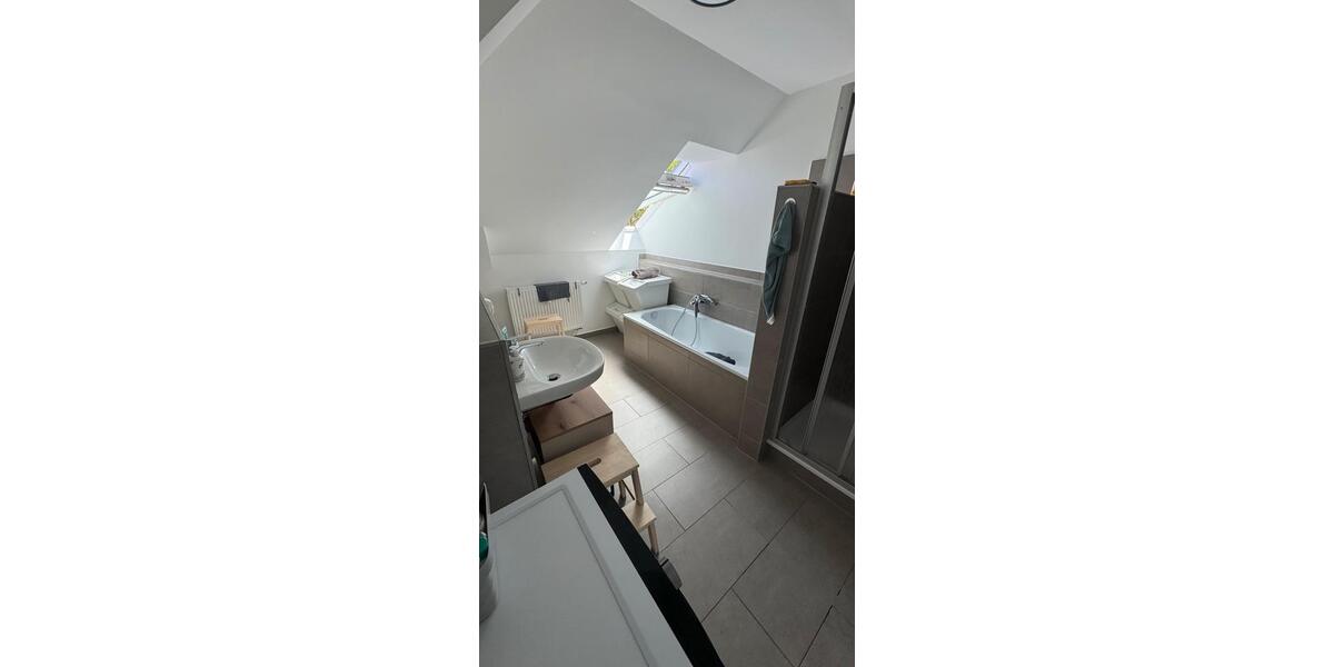 Dachgeschoßwohnung Beetzendorf - 4.5 Zimmer, 110 m&sup2;, 920&euro; | Angebot:26693653