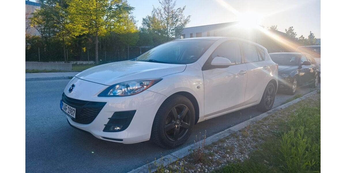 Mazda 3 235.000 km 1.949 &euro; München 81379