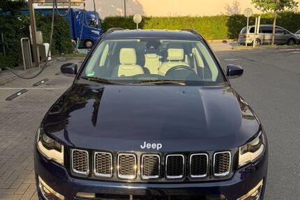 Jeep Compass 106.690 km 17.000 € München 80993