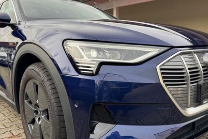 Audi e-tron 37.842 km 33.990 &euro; Ichenhausen 89335