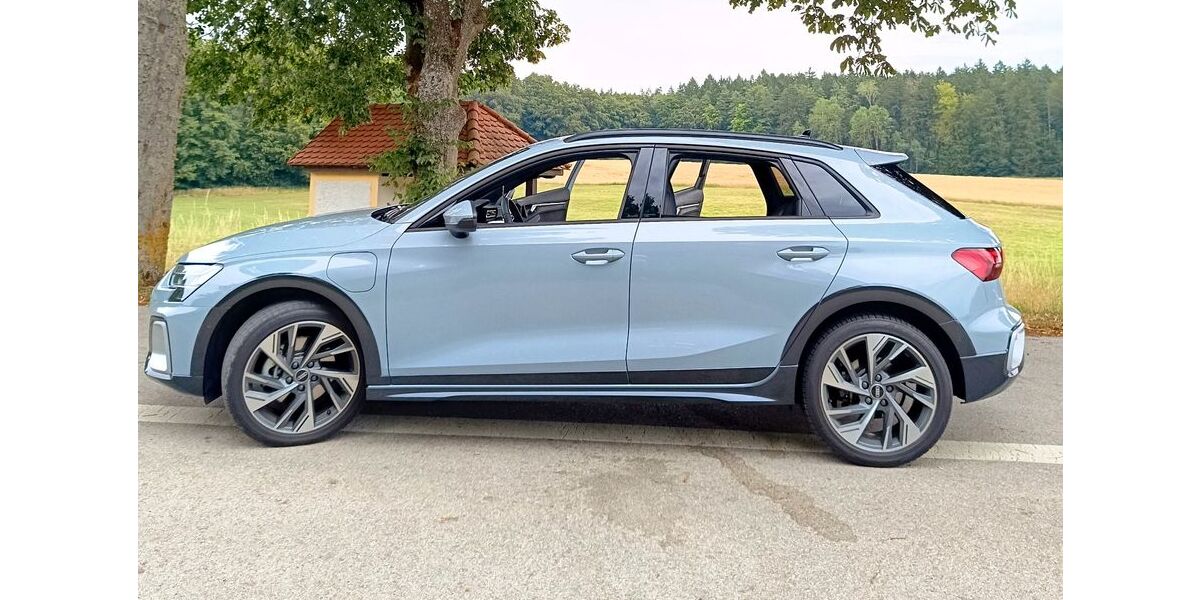 Audi A3 8.000 km 37.000 &euro; Beilngries/Aschbuch 92339