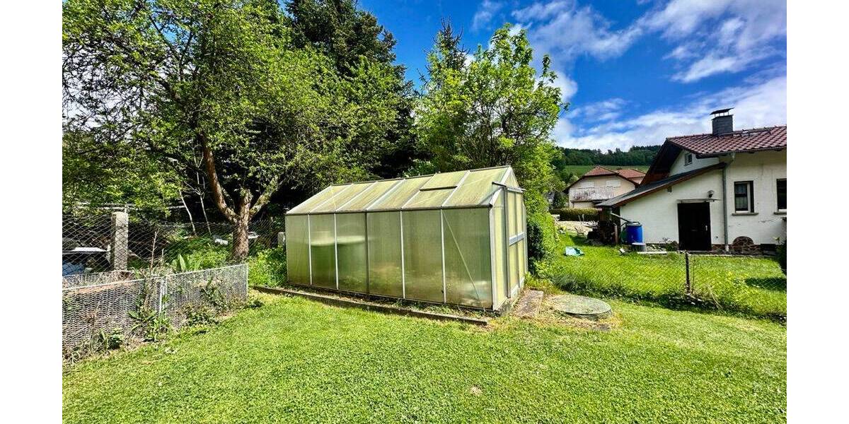 Mehrfamilienhaus, Wohnhaus Floh-Seligenthal / Hohleborn Hohleborn - 8 Zimmer, 180 m&sup2;, 1.300&euro; | Angebot:26594688
