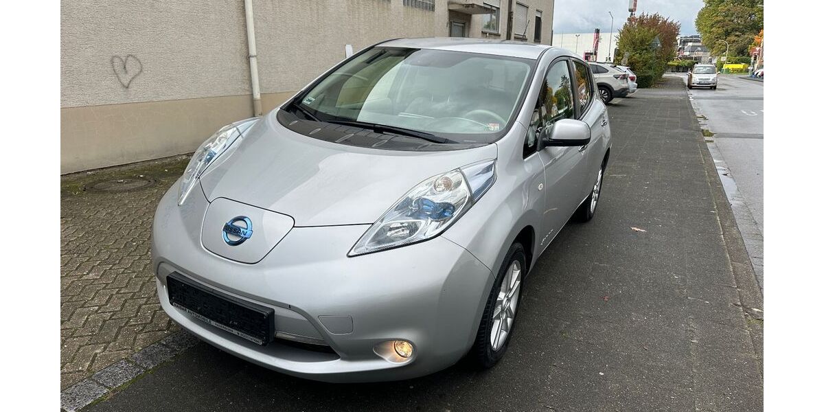 Nissan Leaf 93.000 km 5.999 &euro; Paderborn 33100