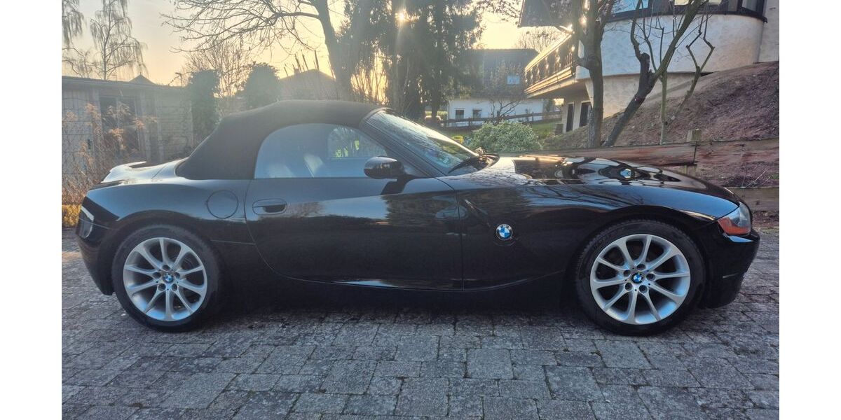 BMW Z4 104.363 km 15.000 &euro; Mechernich 53894
