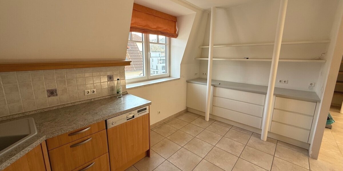 Hofheim: Seniorenresidenz mit Penthousefeeling! Charmante 3-Zimmerwohnung in zentraler Lage - Etagenwohnung Hofheim | Angebot:25539425