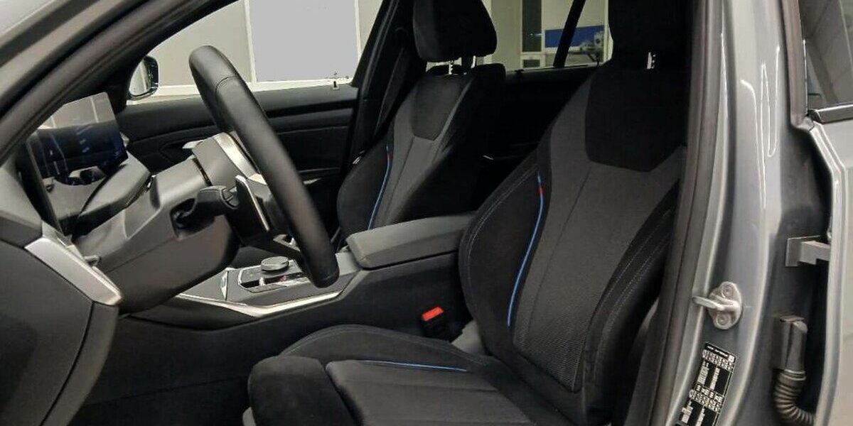 BMW 320d xDrive MSport PRO 360°,Std.Heiz.,NP:82.620 26.998 km 41.990 &euro; Landshut 84030