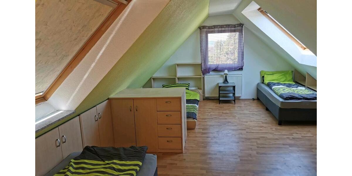 Einfamilienhaus Bad Oeynhausen Rehme - 17 Zimmer, 220 m&sup2;, 100&euro; | Angebot:25838896