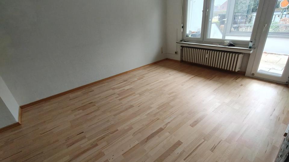 Erdgeschoßwohnung Meerbusch - 3 Zimmer, 84 m&sup2;, 950&euro; | Angebot:25025805