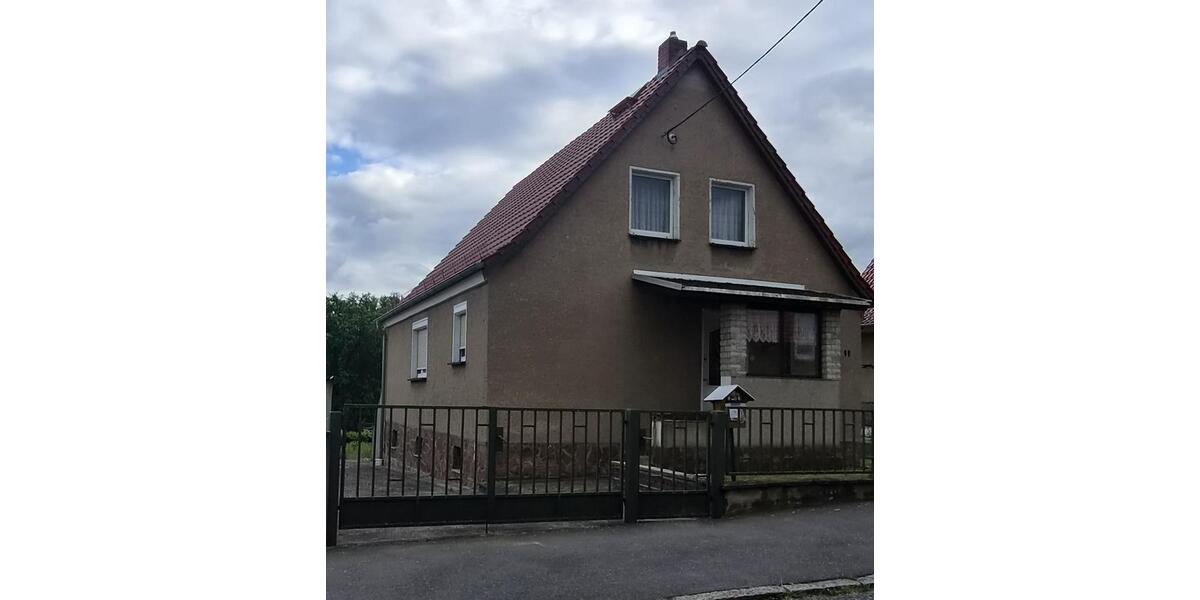 Einfamilienhaus Großenhain - 8 Zimmer, 110 m&sup2;, 225.000&euro; | Angebot:26807715