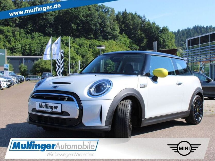 Cooper SE