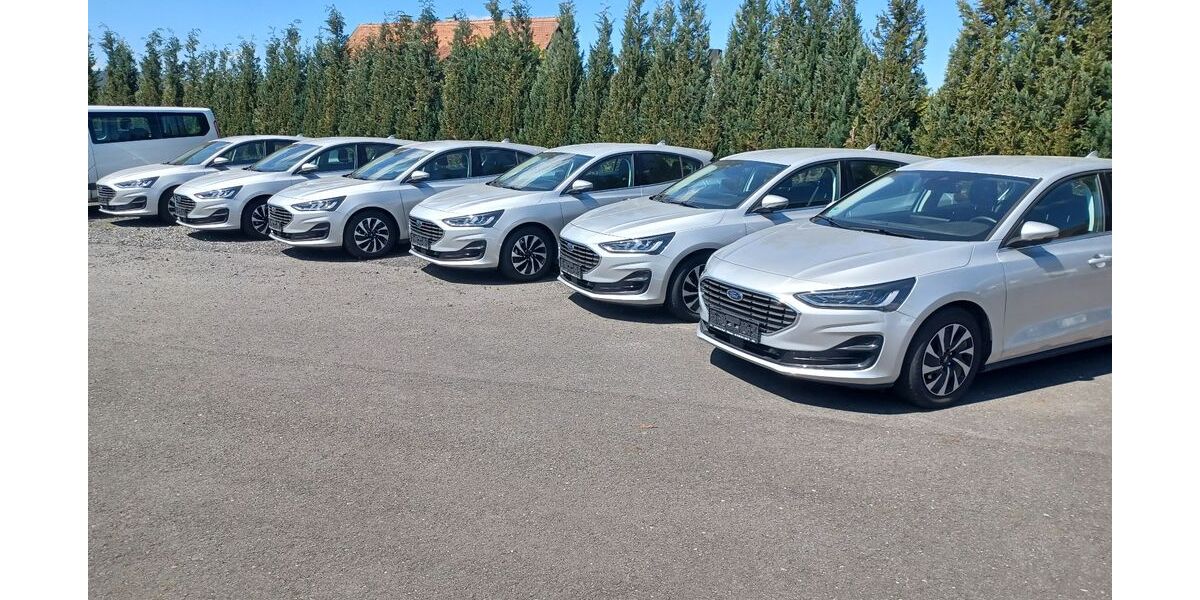 Ford Focus 11.000 km 22.770 € Wiesau 95676