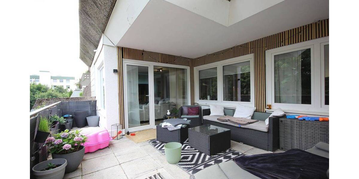 Exklusive Eigentumswohnung mit Swimmingpool & Sauna 4 zimmer