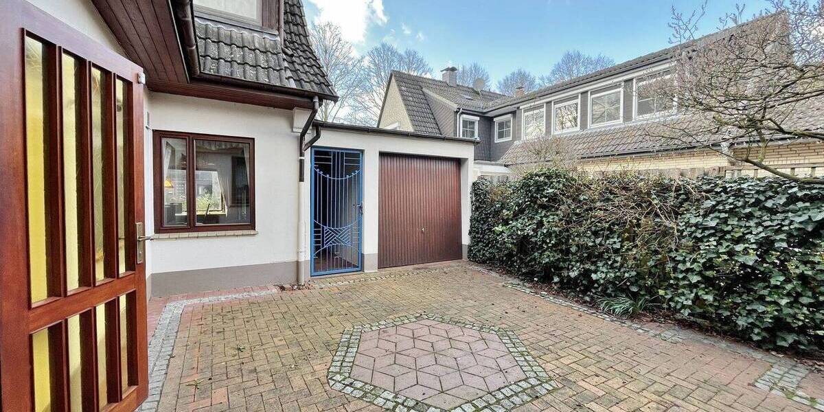 Doppelhaushälfte Bremen Kattenturm - 8 Zimmer, 230 m&sup2;, 399.000&euro; | Angebot:26309071