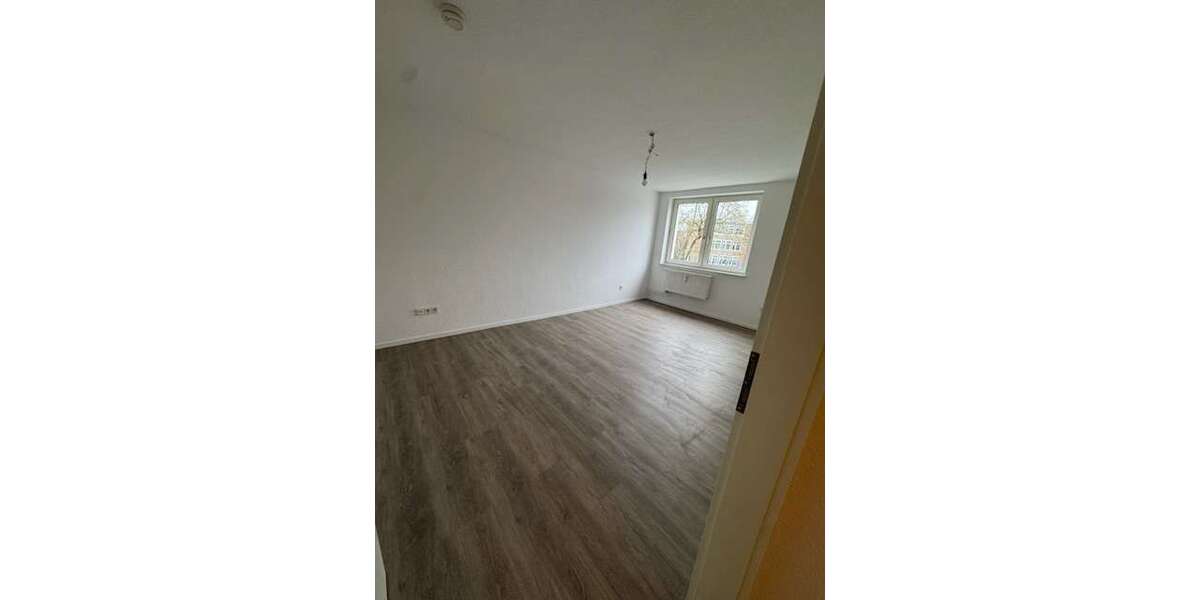 Wohnung zum Mieten in Düsseldorf 1.100 € 68.2 m² 2 zimmer