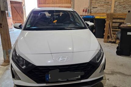 Hyundai i20 6.000 km 14.800 &euro; Illertissen 89257