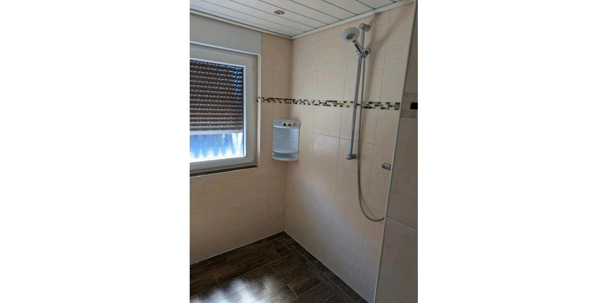 Einfamilienhaus Jade - 2 Zimmer, 60 m&sup2;, 750&euro; | Angebot:26401986