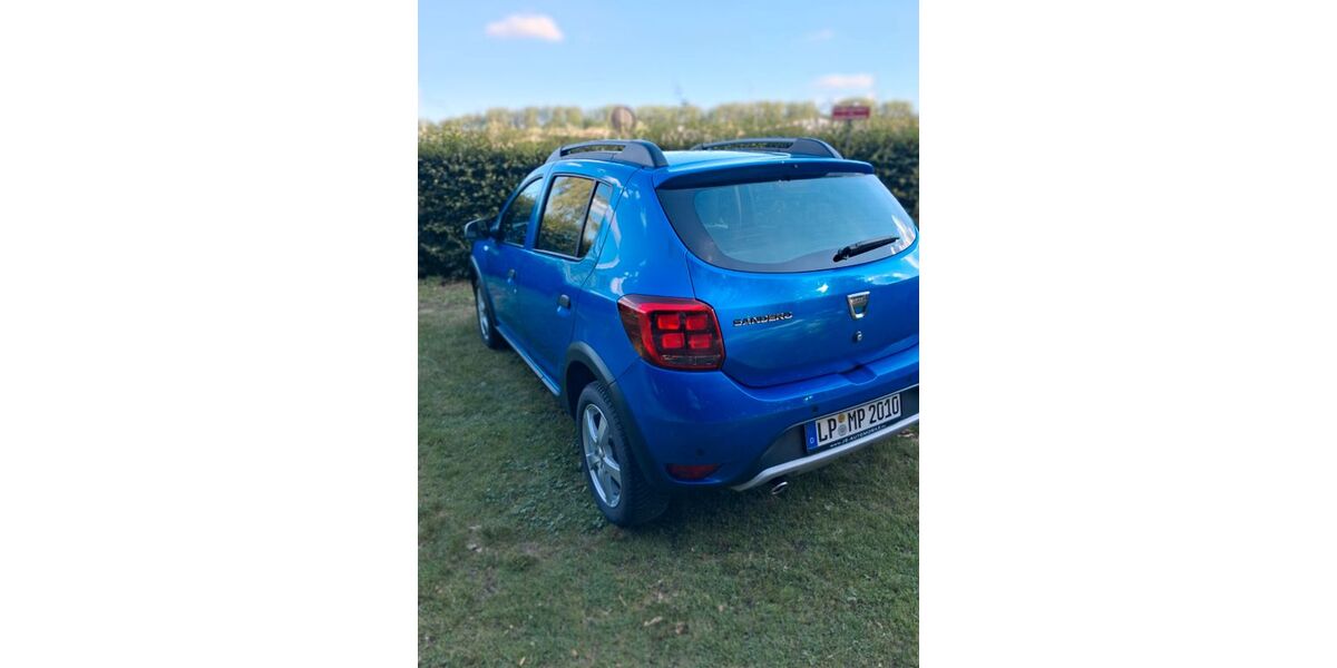 Dacia Sandero 83.000 km 9.800 &euro; Lippstadt 59558