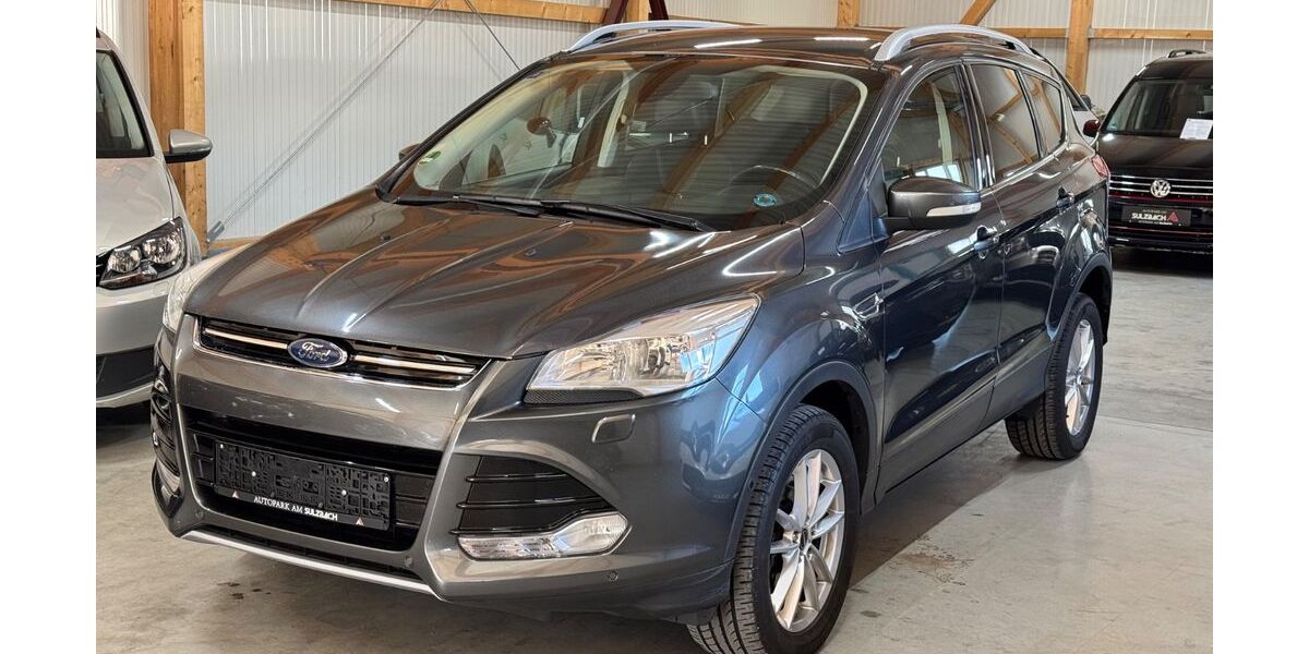Ford Kuga 144.000 km 11.900 &euro; Denkingen 78588