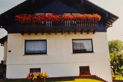 Haus Hadamar - 13 Zimmer, 384 m&sup2;, 389.000&euro; | Angebot:24591332