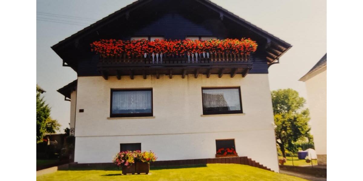 Mehrfamilienhaus, Wohnhaus Hadamar - 13 Zimmer, 384 m&sup2;, 389.000&euro; | Angebot:24591332