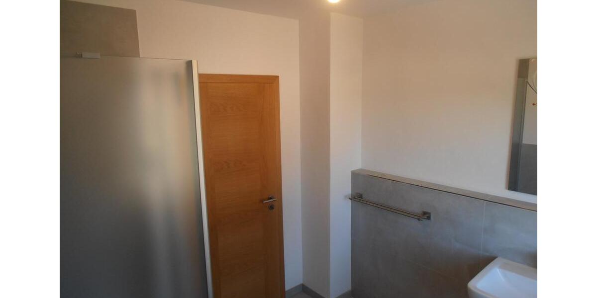Etagenwohnung Weiden in der Oberpfalz - 2 Zimmer, 67 m&sup2;, 500&euro; | Angebot:26394256