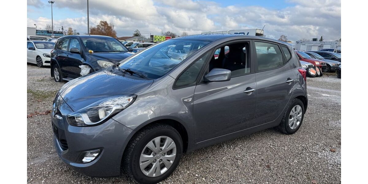 Hyundai ix20 115.000 km 6.400 € München 81829
