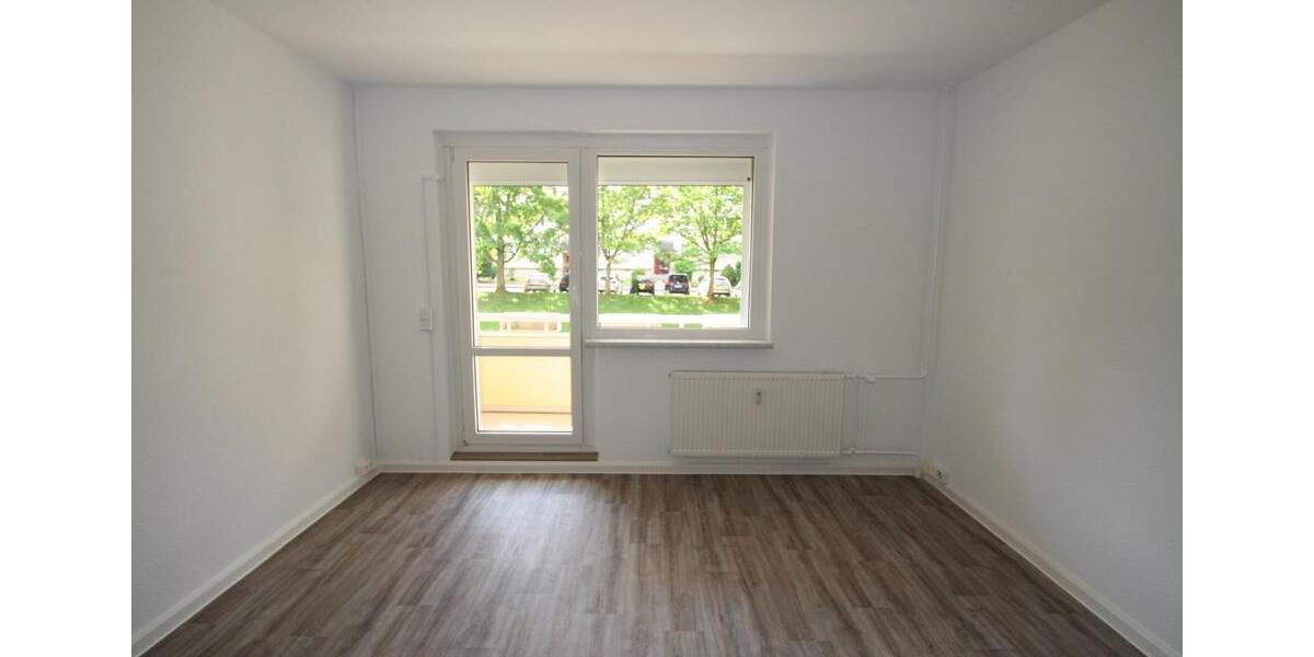 Etagenwohnung Oberlungwitz - 3 Zimmer, 56 m&sup2;, 351&euro; | Angebot:26677014