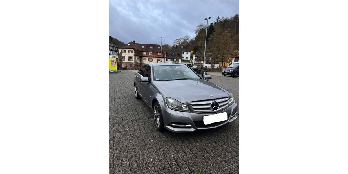 Mercedes-Benz 300 253.756 km 8.600 &euro; Hirschhorn 69434