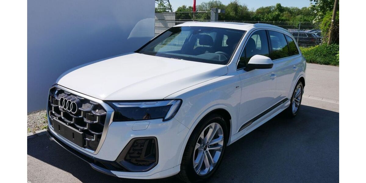 Audi Q7 1.100 km 75.390 &euro; Achern 77855