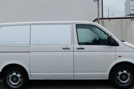 VW T5 Transporter 306.000 km 3.500 &euro; Rosbach v.d.H. 61191