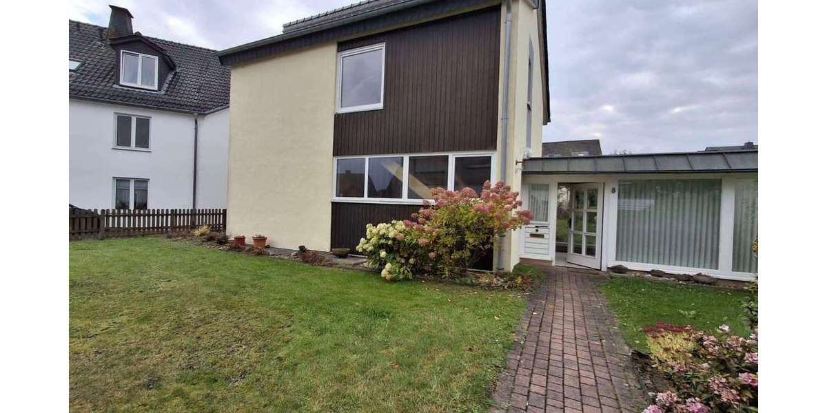 Haus zum Mieten in Brilon 975 € 150 m² 4 zimmer