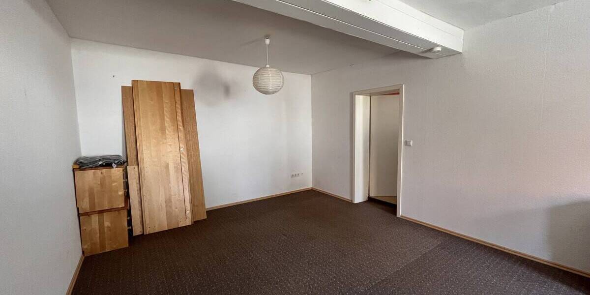 Einfamilienhaus Hofgeismar / Schöneberg Schöneberg - 8 Zimmer, 184 m&sup2;, 129.000&euro; | Angebot:26377067