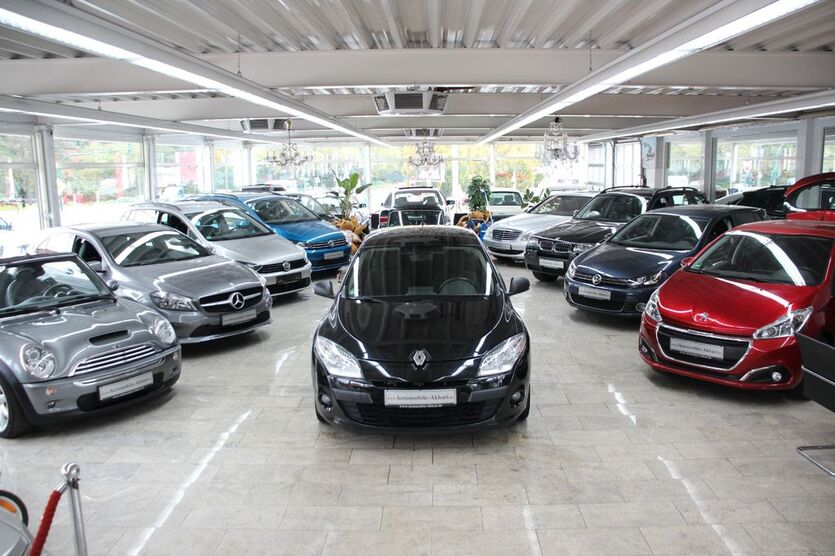 Renault Megane 180.000 km 3.990 € Essen 45356