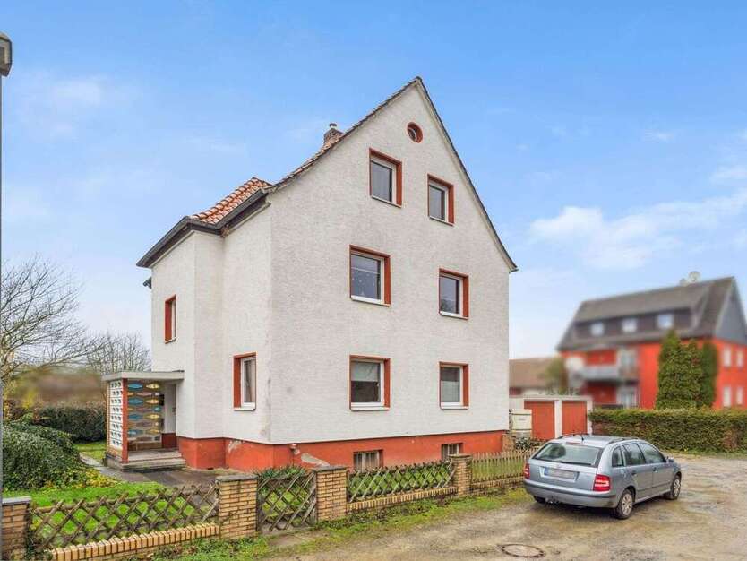 Haus zum Kaufen in Emmerthal 175.000 € 170 m²