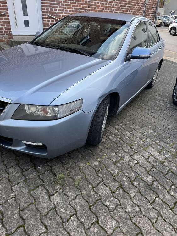 Honda Accord 145.000 km 2.999 € Ortenberg 63683