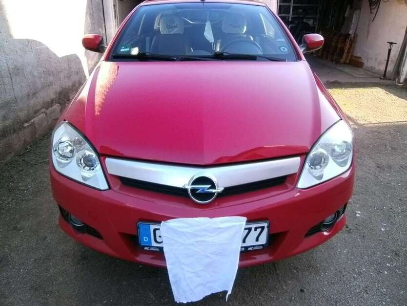 Opel Tigra 57.500 km 5.300 € Groß-Gerau 64521