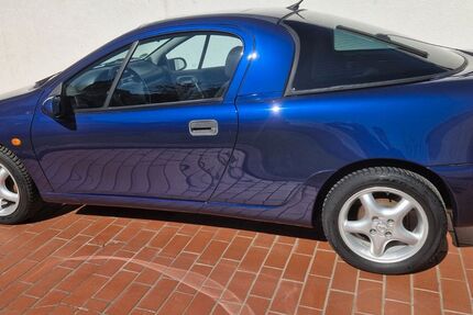 Opel Tigra 142.000 km 2.200 &euro; Düren 52349