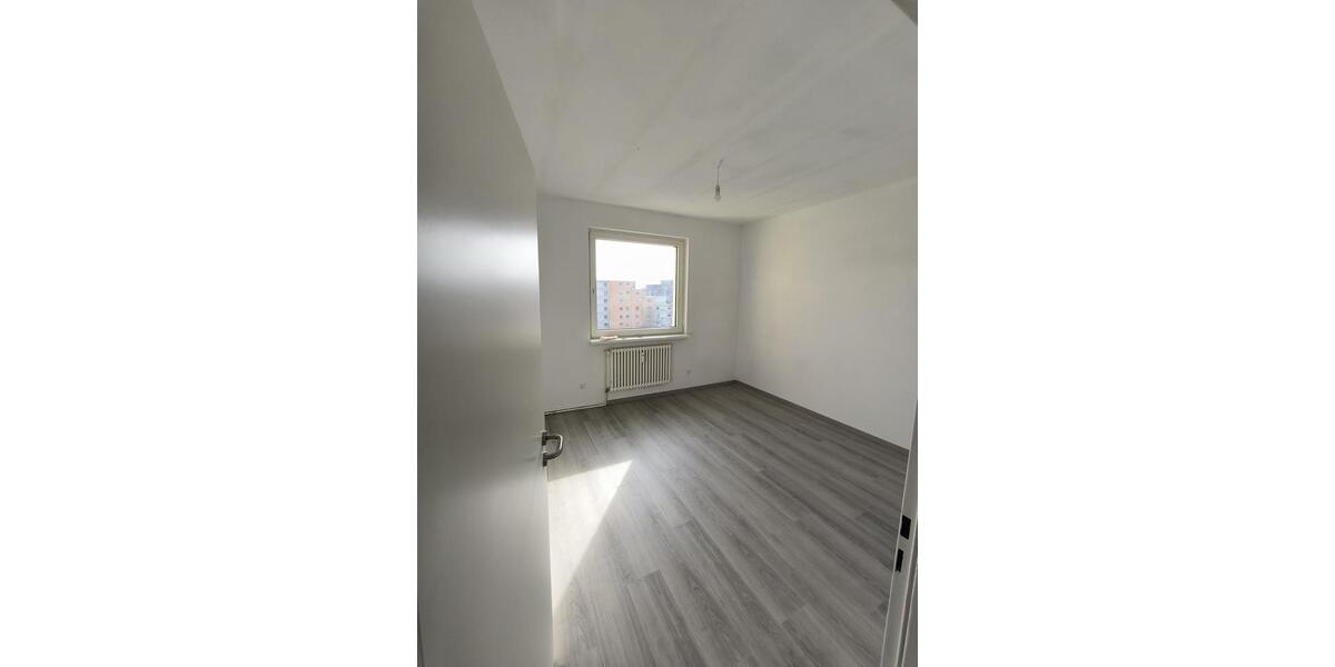 Etagenwohnung Wolfsburg Detmerode - 4 Zimmer, 104 m&sup2;, 1.250&euro; | Angebot:25545522