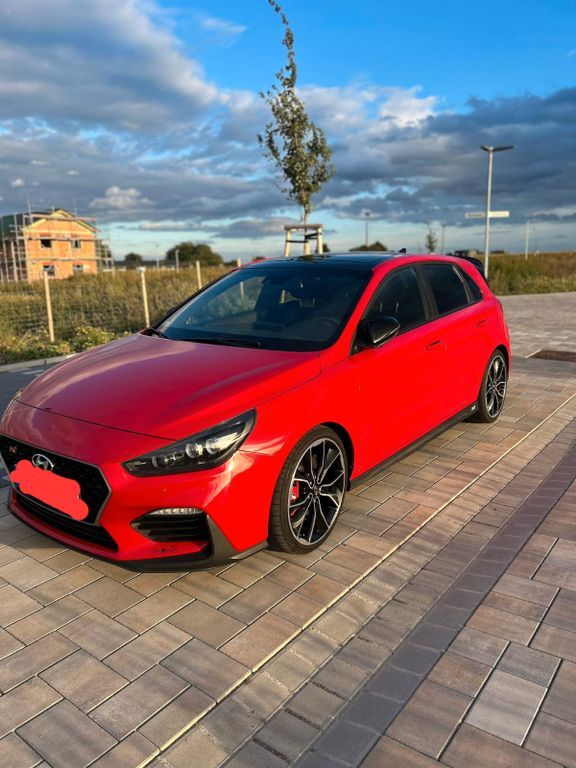 i30