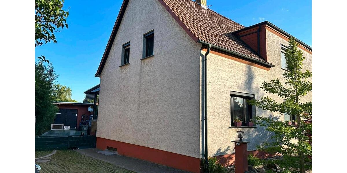Doppelhaushälfte Bad Liebenwerda - 9 Zimmer, 165 m&sup2;, 230.000&euro; | Angebot:26648123