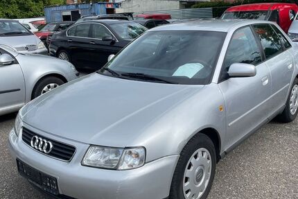 Audi A3 121.000 km 2.700 &euro; Freiburg 79115