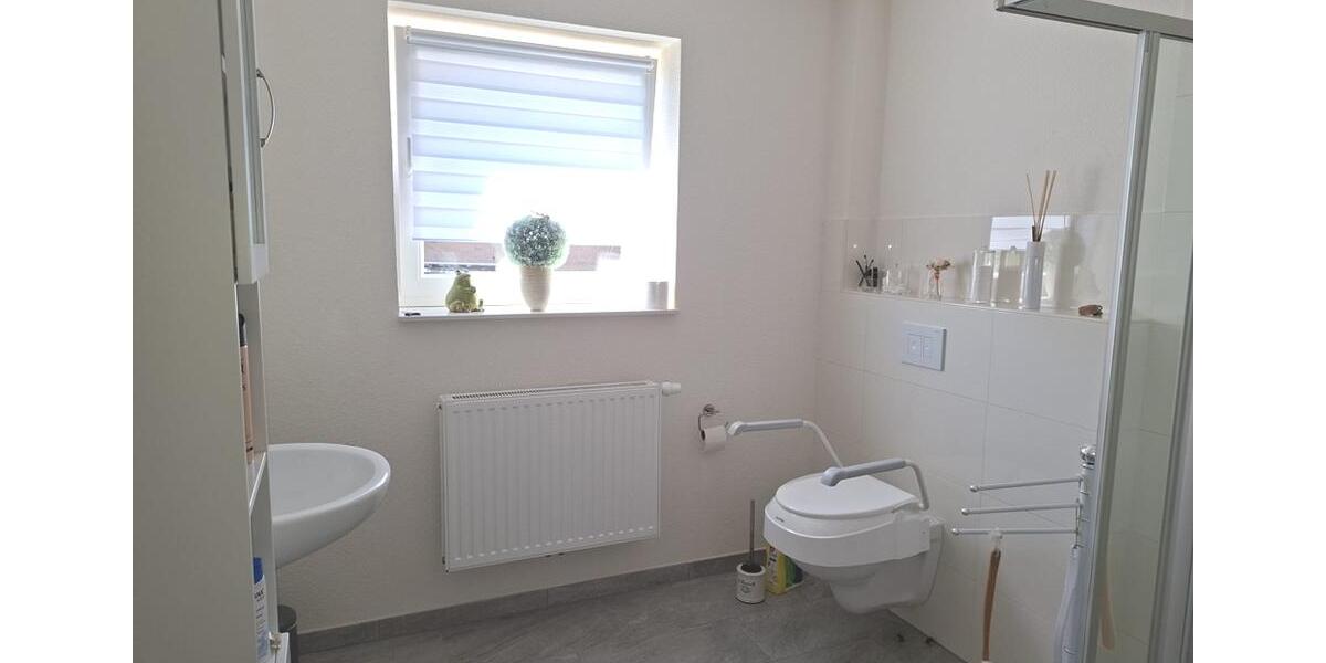 Etagenwohnung Schortens - 3 Zimmer, 77 m&sup2;, 850&euro; | Angebot:26284892