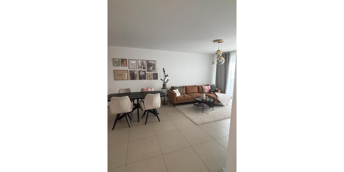 Etagenwohnung Butzbach - 3 Zimmer, 86 m&sup2;, 1.050&euro; | Angebot:26325840