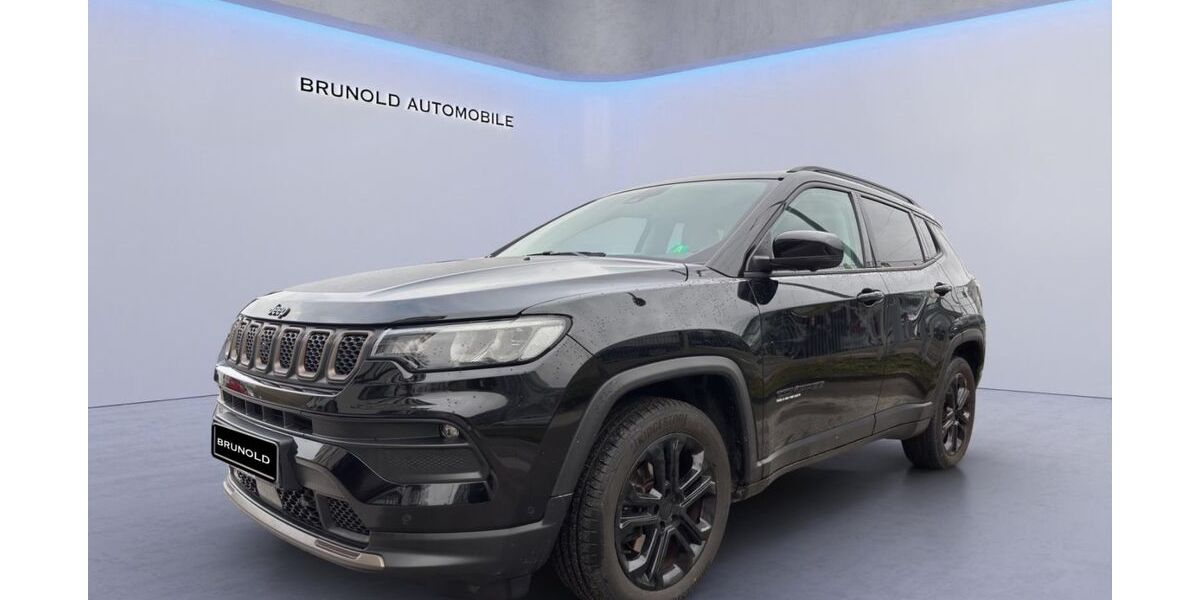 Jeep Compass 41.300 km 26.900 &euro; Stuttgart 70565