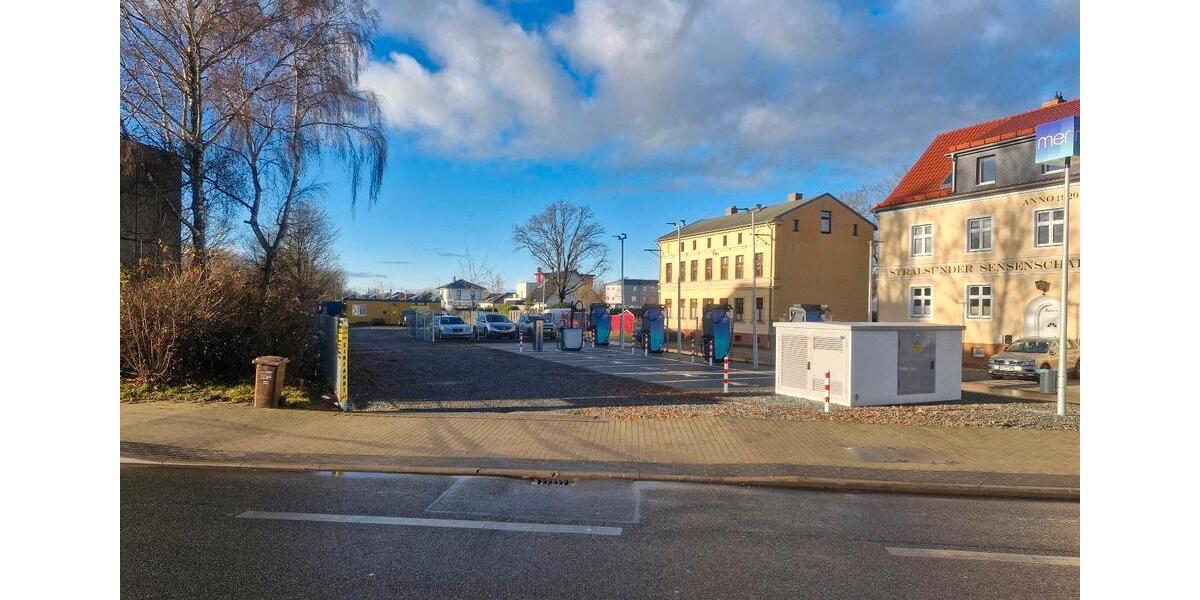 Wegen Geschäftsaufgabe KFZ Handel zu vermieten ! zimmer