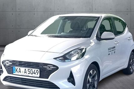 Hyundai i10 4.239 km 17.990 &euro; Ettlingen 76275