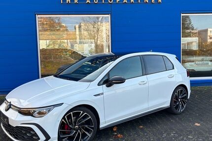 VW Golf 59.900 km 29.180 &euro; Rüsselsheim am Main 65428